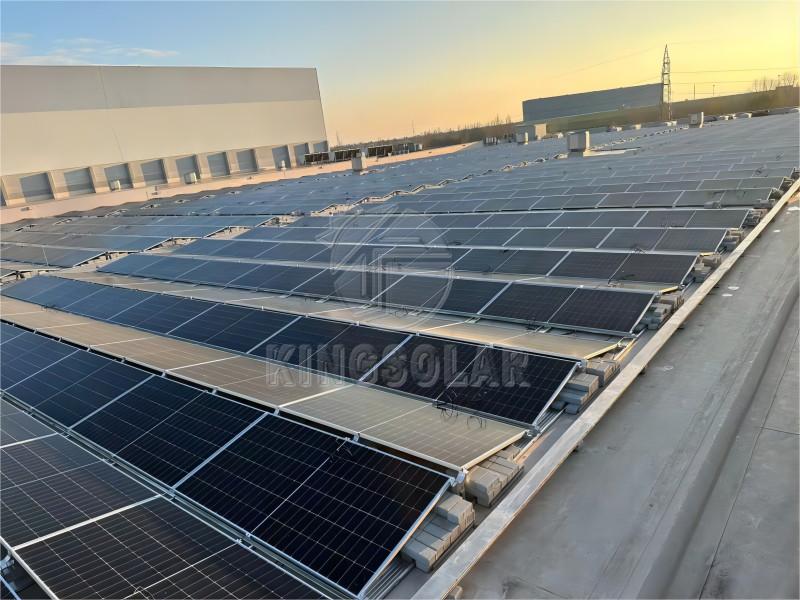 Sistema de montaje fotovoltaico solar con balasto de matriz de techo plano de 1MW
